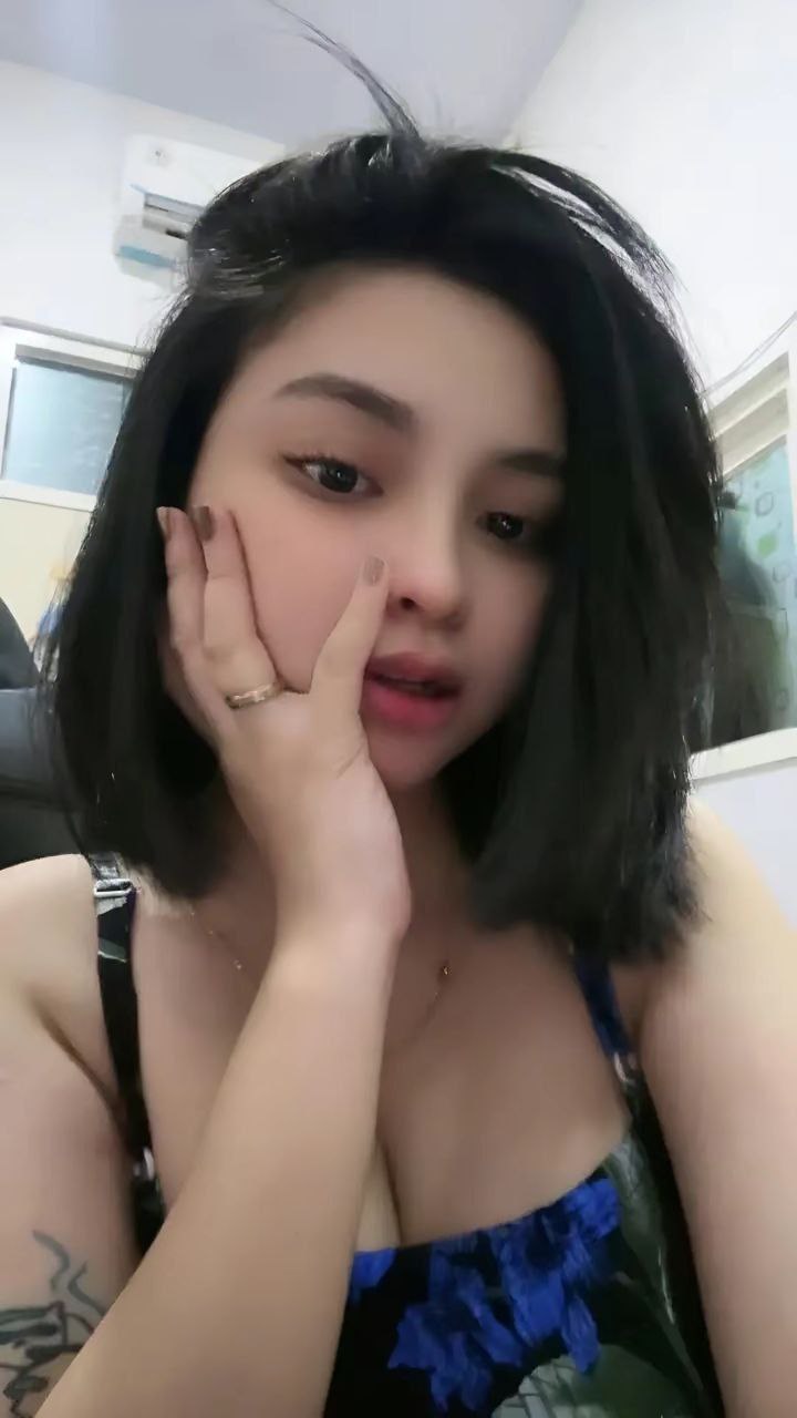https://galerinakal.b-cdn.net/galerinakal/foto/1750720243_photo_2_2025-05-02_01-01-43.jpg