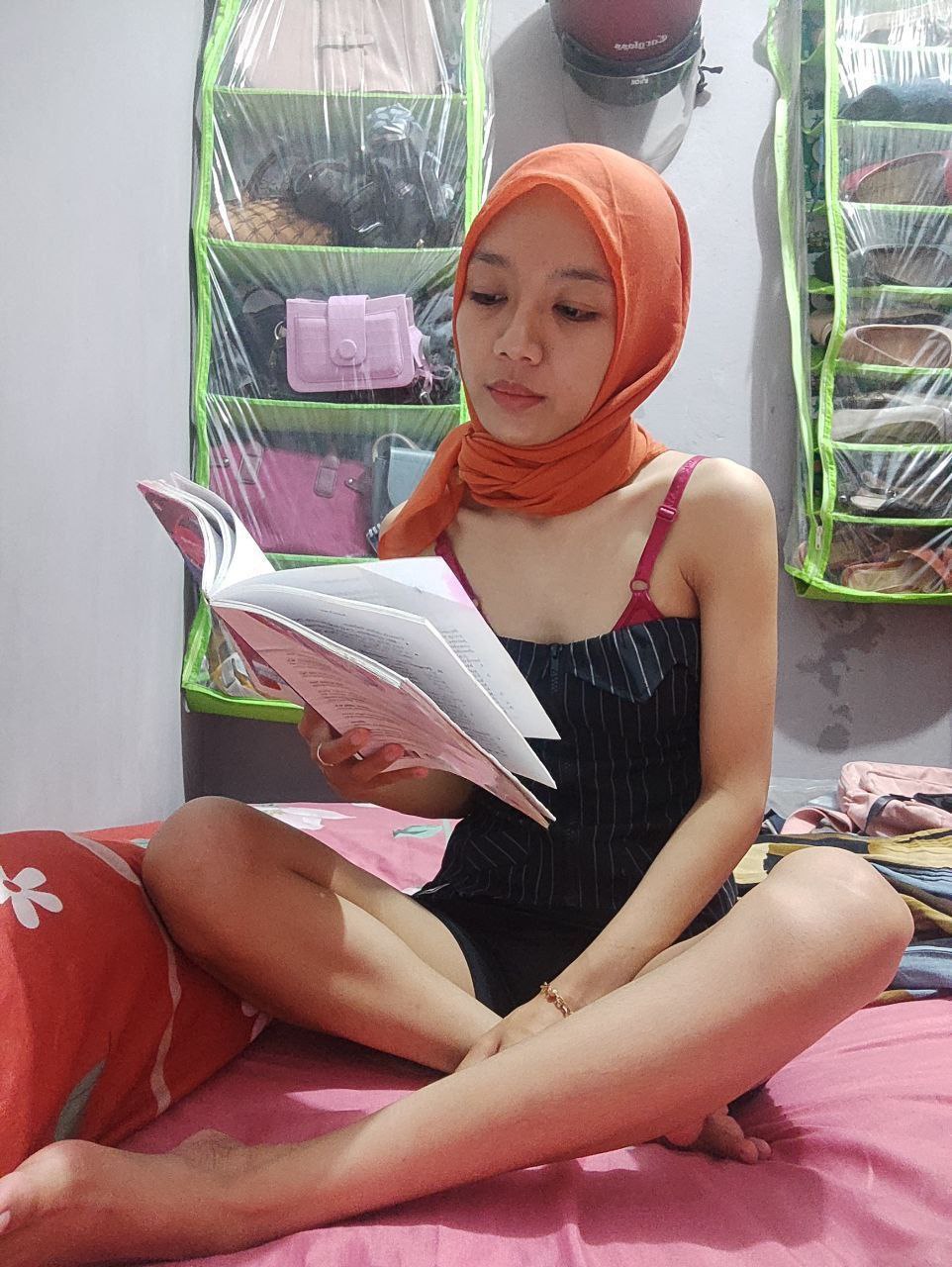 https://galerinakal.b-cdn.net/galerinakal/foto/1751206866_photo_48_2025-05-31_22-19-03.jpg