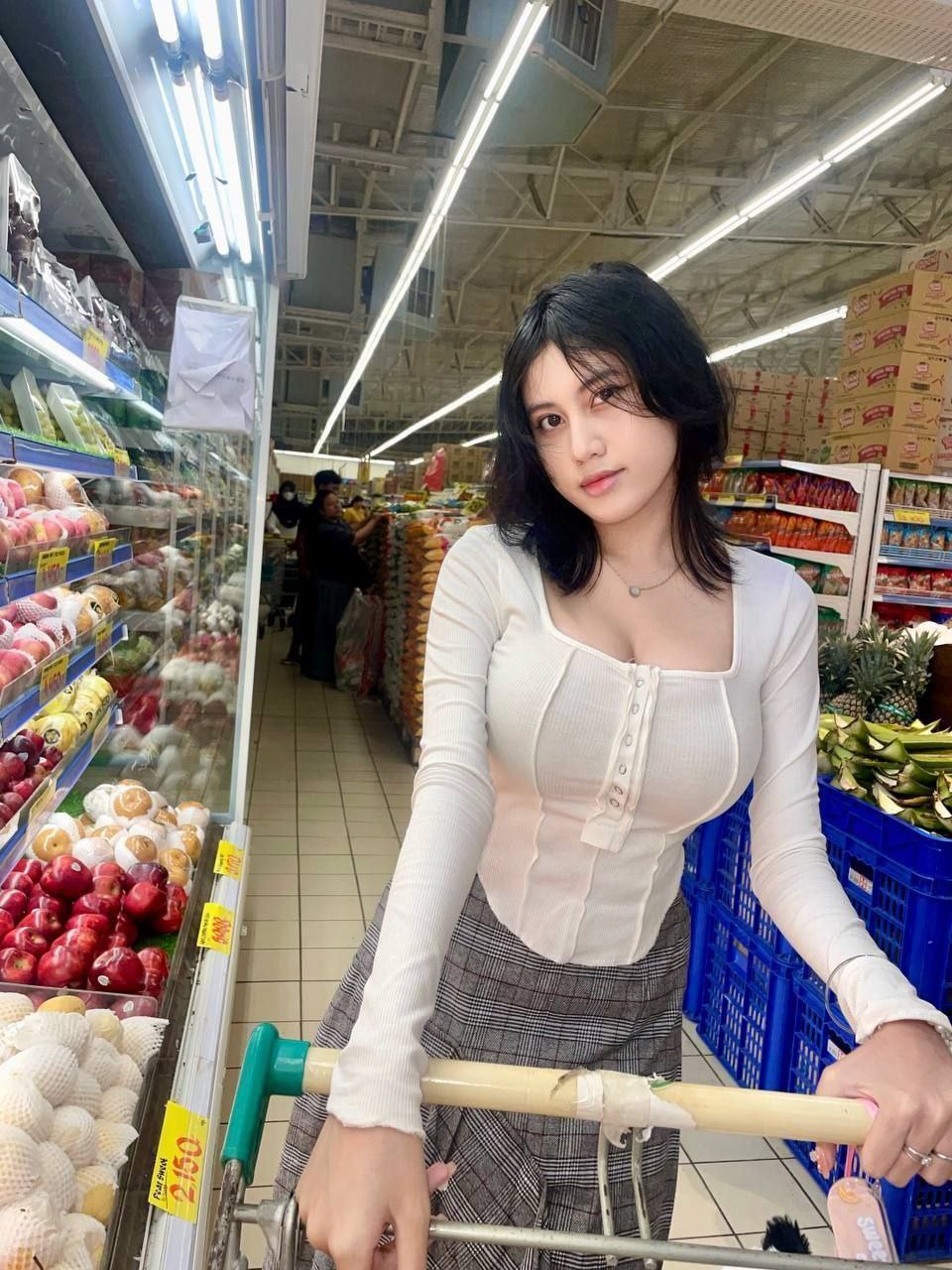 https://galerinakal.b-cdn.net/galerinakal/foto/1751816129_photo_2025-06-10_00-11-20.jpg