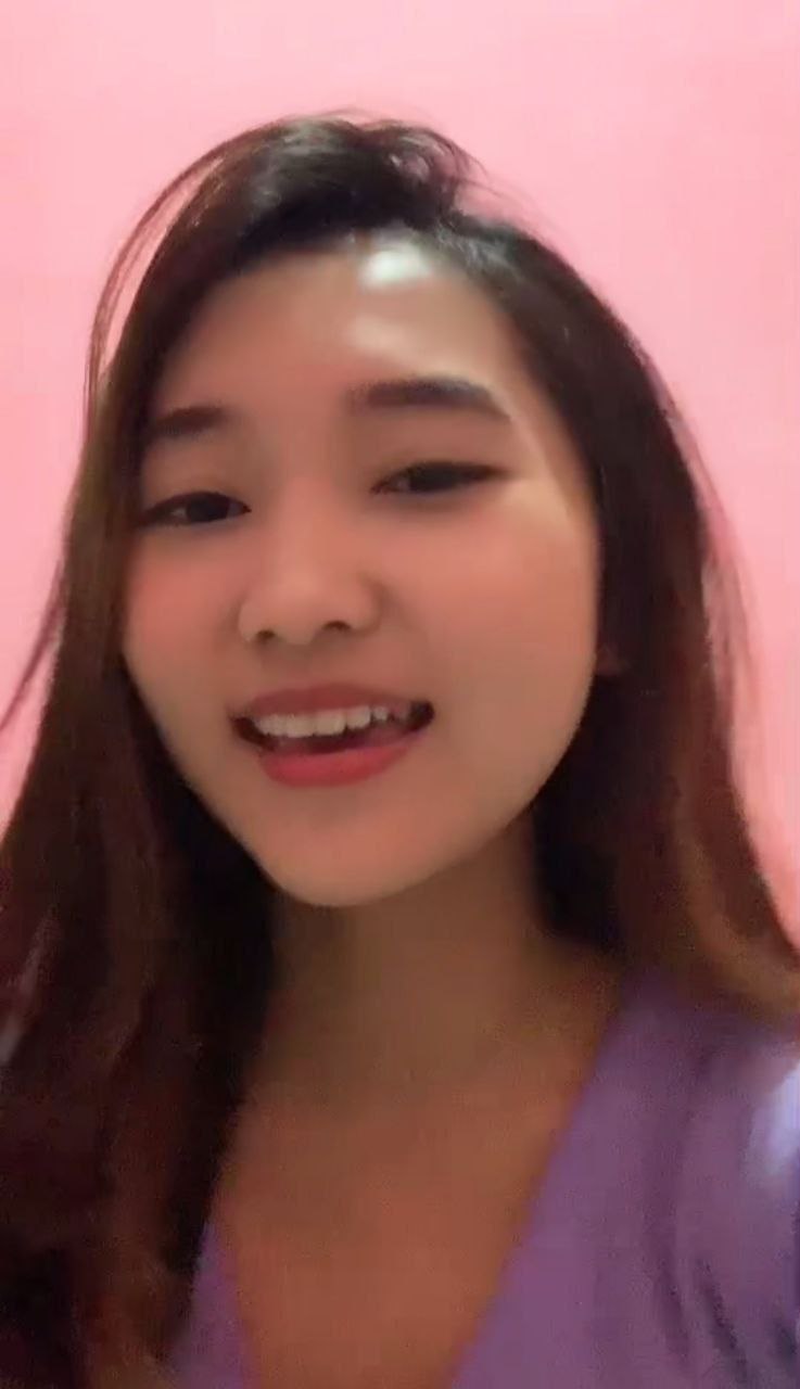MISS R D